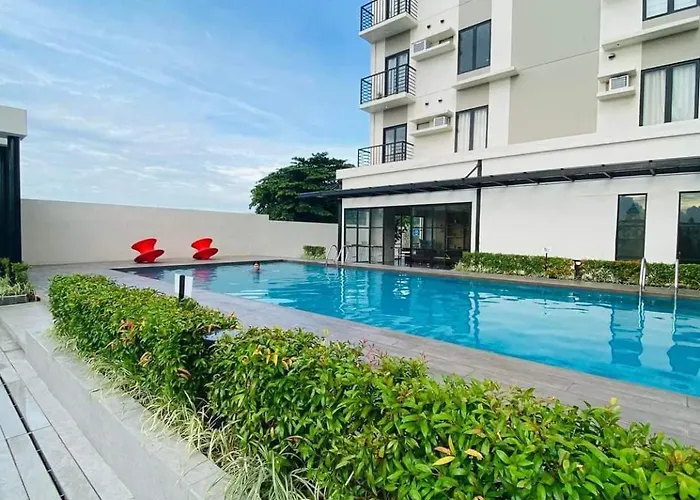 The Median Near It Park 4*